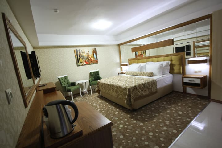 Grand Corner Hotel - Boutique Class