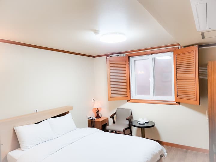 Noble Tourist Hotel Insadong