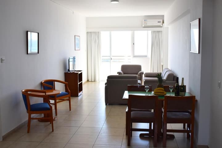 Sun Hall Beach Hotel Apts.