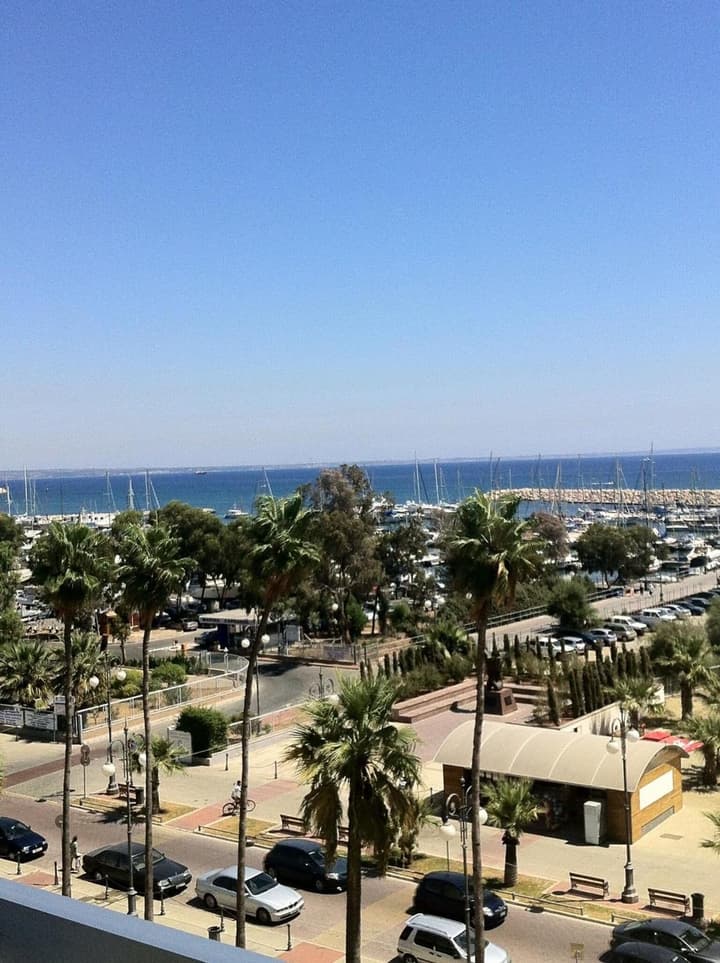 Sun Hall Beach Hotel Apts.