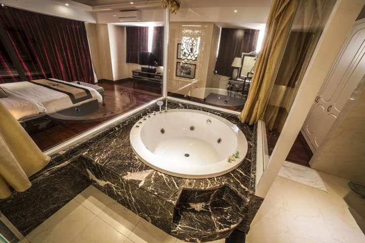 Moonlight Hotel Hue