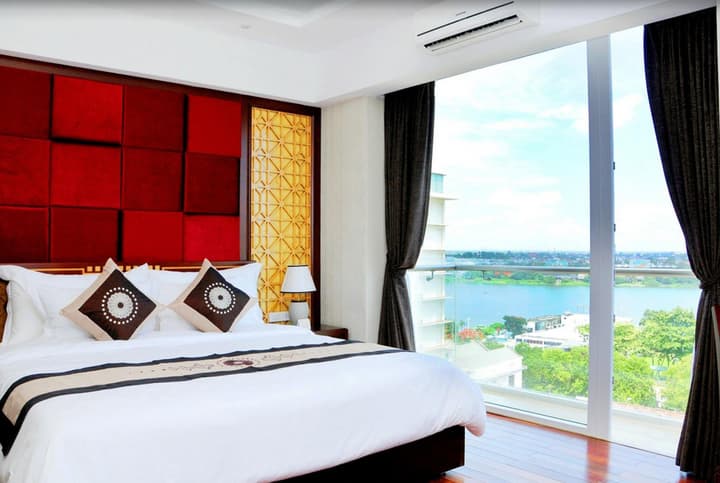 Moonlight Hotel Hue