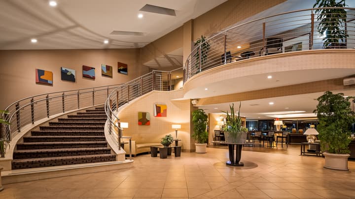 Best Western Plus Bayside Hotel