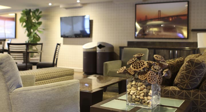 Best Western Plus Bayside Hotel
