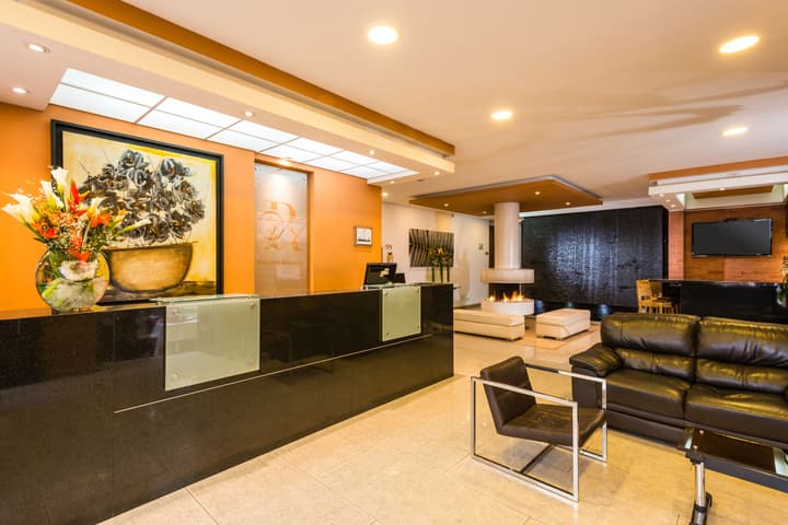 Apartamentos Regency La Feria