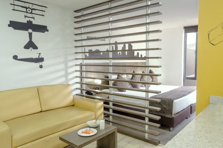 Apartamentos Regency La Feria