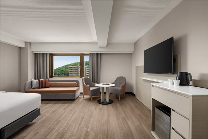 ANA Crowne Plaza Kochi by IHG