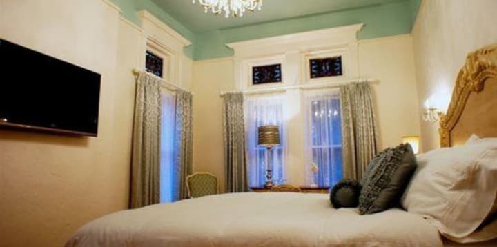 Patterson Inn