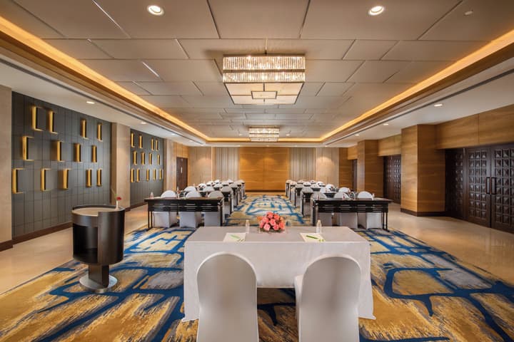 Holiday Inn Agra MG Road by IHG