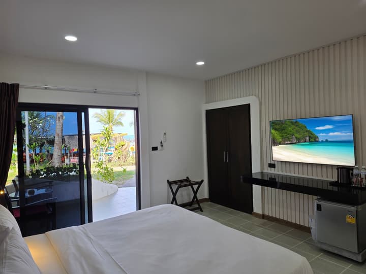 Samui Pier Beach Front Resort