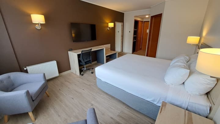 Hotel Diego de Almagro Castro