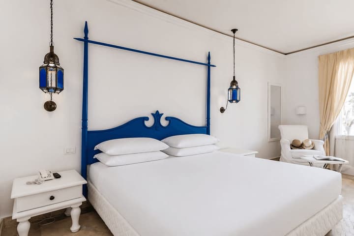 Phi Hotel Sighientu