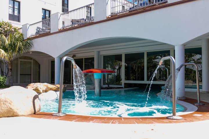 Phi Hotel Sighientu