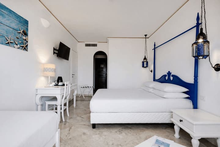 Phi Hotel Sighientu