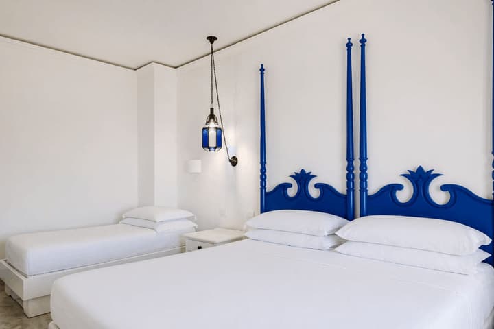Phi Hotel Sighientu