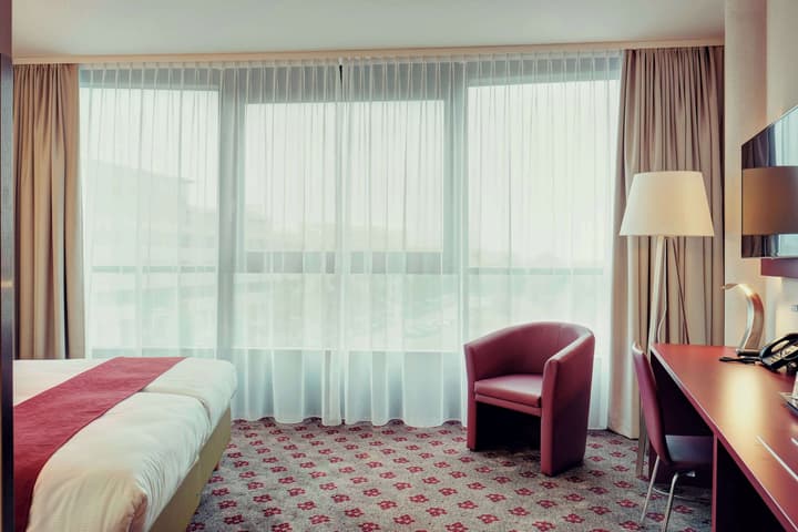 Amedia Amsterdam Airport, Trademark Collection by Wyndham