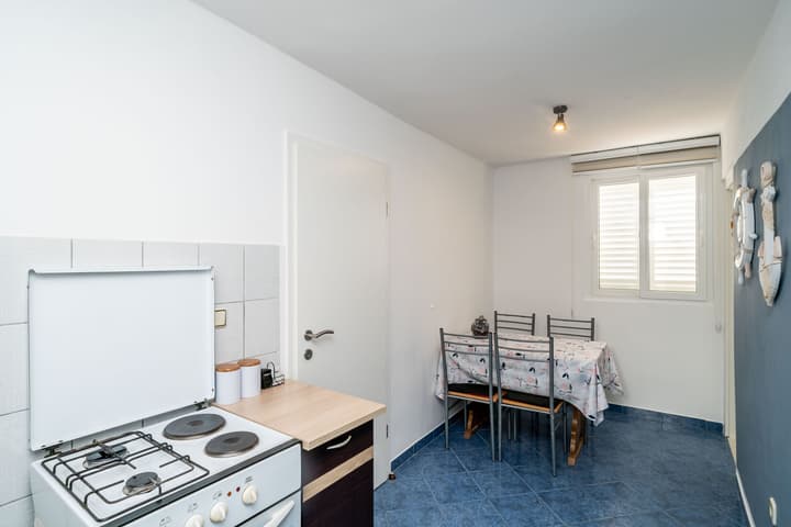 Apartment & Rooms Alan