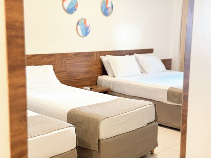 D8 Hotel Express