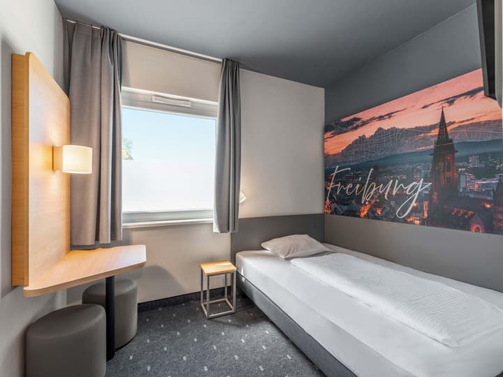 B&B Hotel Freiburg-Süd