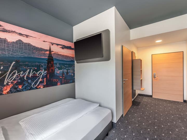B&B Hotel Freiburg-Süd