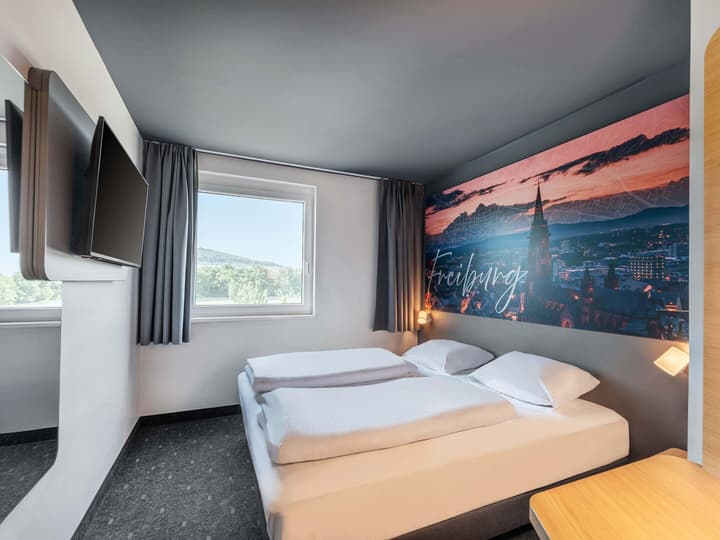 B&B Hotel Freiburg-Süd