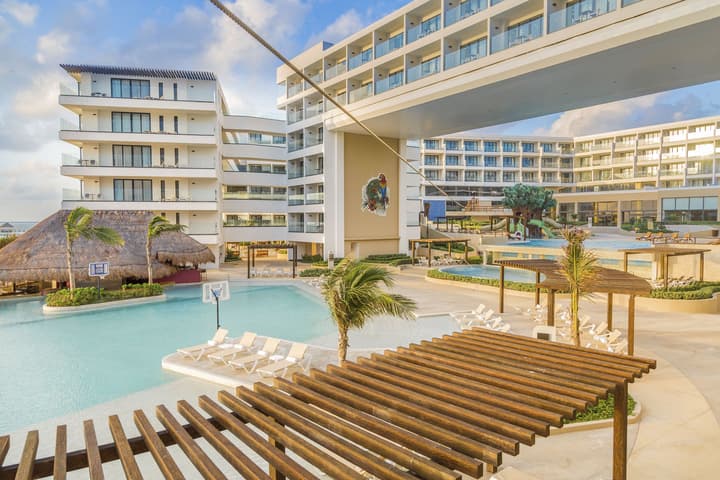 Sensira Resort & Spa Riviera Maya – All Inclusive