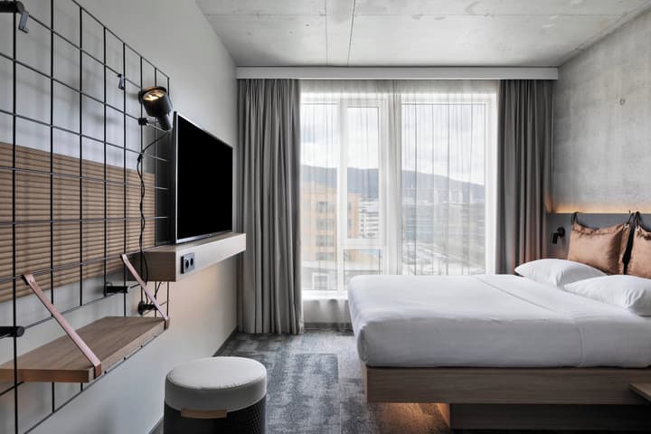 Moxy Bergen