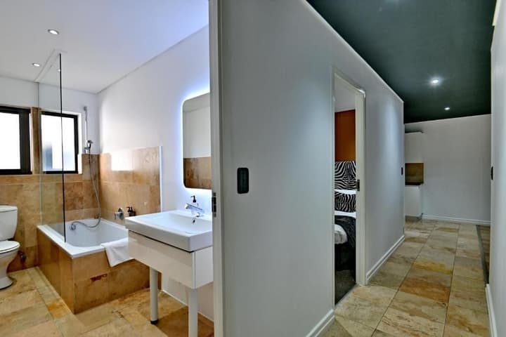 Fountains Hotel by Neighbourgood