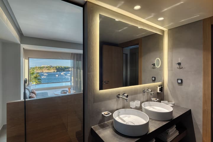 Castello Infinity Suites - Adults Only