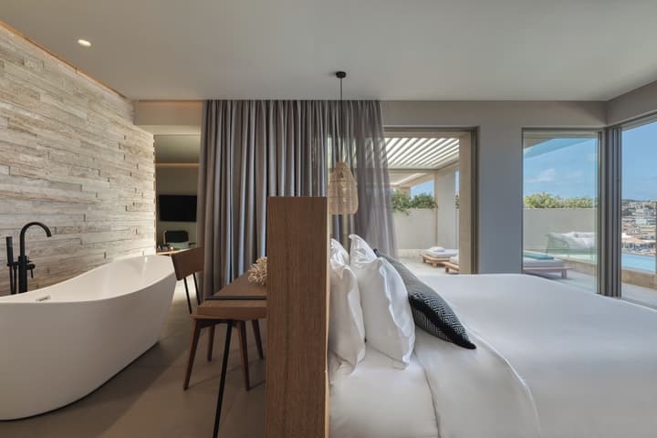 Castello Infinity Suites - Adults Only
