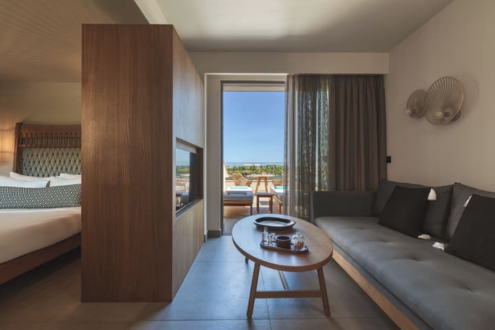 Castello Infinity Suites - Adults Only