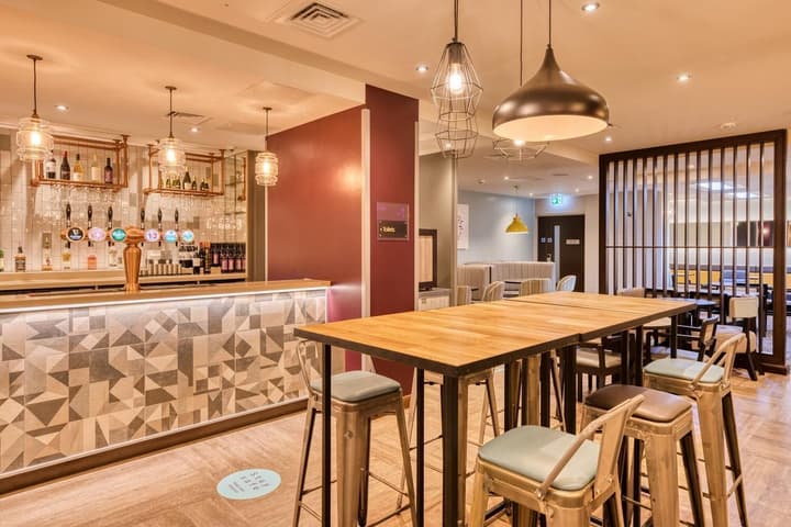 Premier Inn Dublin Cc Temple Bar