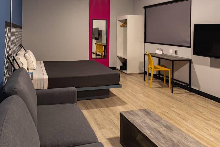 Hotel MX forum buenavista CDMX, Trademark by Wyndham