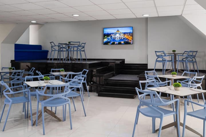 Hotel MX forum buenavista CDMX, Trademark by Wyndham