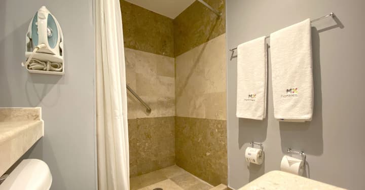 Hotel MX forum buenavista CDMX, Trademark by Wyndham