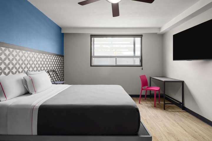Hotel MX forum buenavista CDMX, Trademark by Wyndham