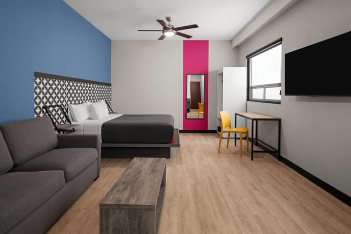 Hotel MX forum buenavista CDMX, Trademark by Wyndham