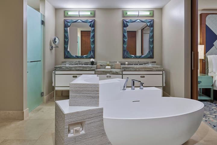 The St. Regis Bermuda Resort