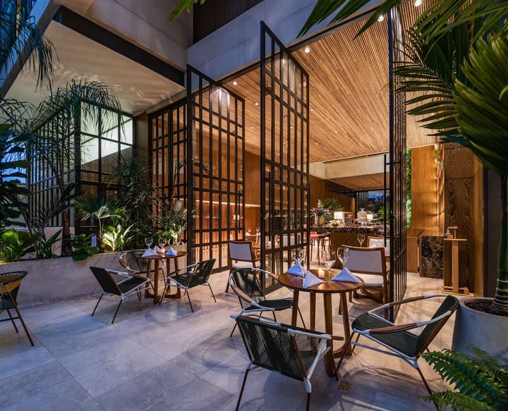 El Cielo Hotel & Restaurant