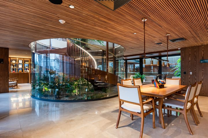 Elcielo Hotel & Restaurant