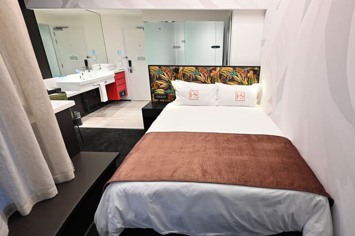 Hotel Sky Cape Town