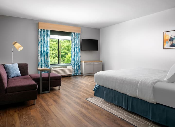 Hilton Garden Inn Grapevine at Silverlake Crossing