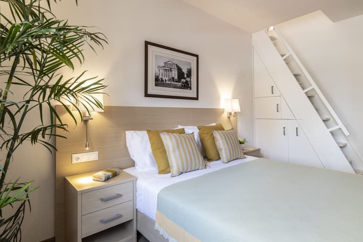 Gallery Suites & Residences, Piraeus