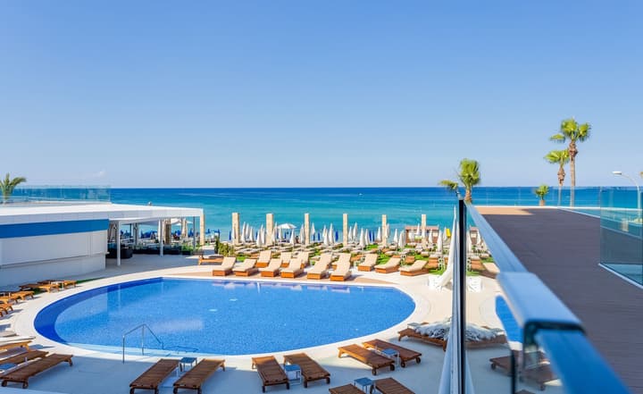 Flamingo Paradise Beach Hotel Adults Only
