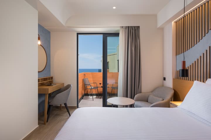 Hyperion City Hotel