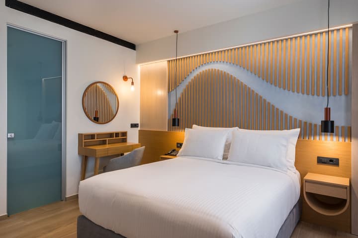 Hyperion City Hotel