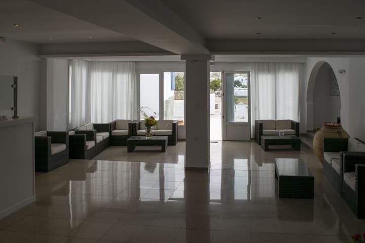 Giannoulaki Hotel