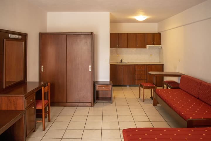 Giannoulaki Hotel