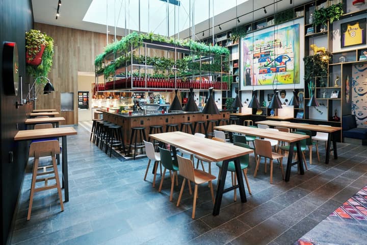 citizenM Los Angeles Downtown