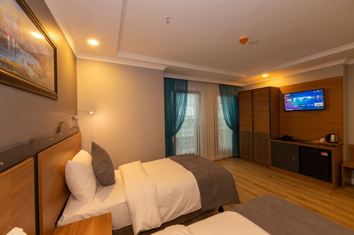 New Emin Hotel